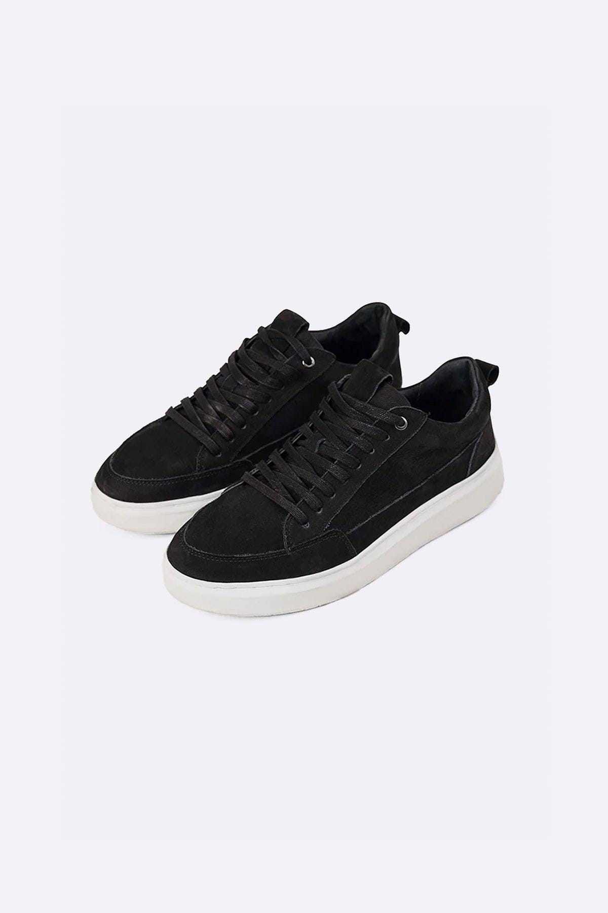 Men's Black Canvas Sneakers With White Platform Sole Men's Black Canvas Sneakers With White Platform Sole